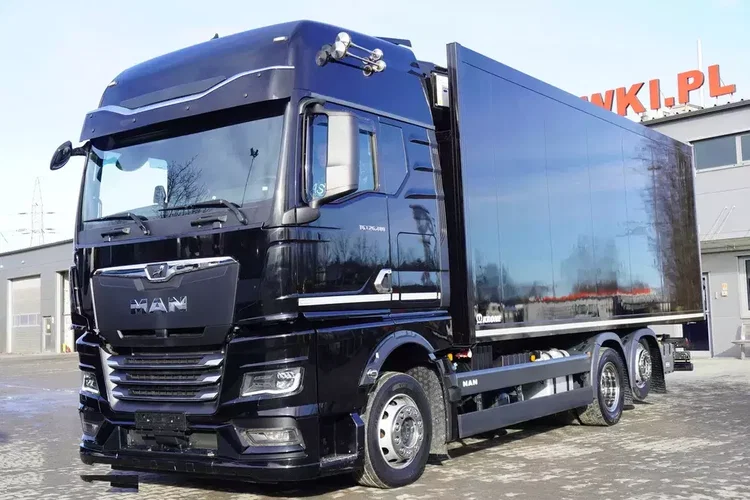 MAN TGX 28.480 6x2 / 2024 / Chłodnia Krone 18 EPAL / Dopplestock zdjęcie 8