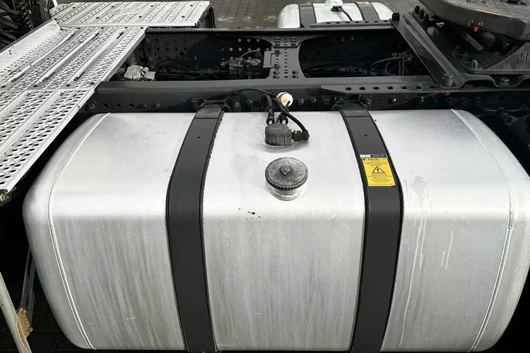 Mercedes ACTROS / 1845 / STANDARD / AUTOMAT / EURO 6 D / SPROWADZONY zdjęcie 12