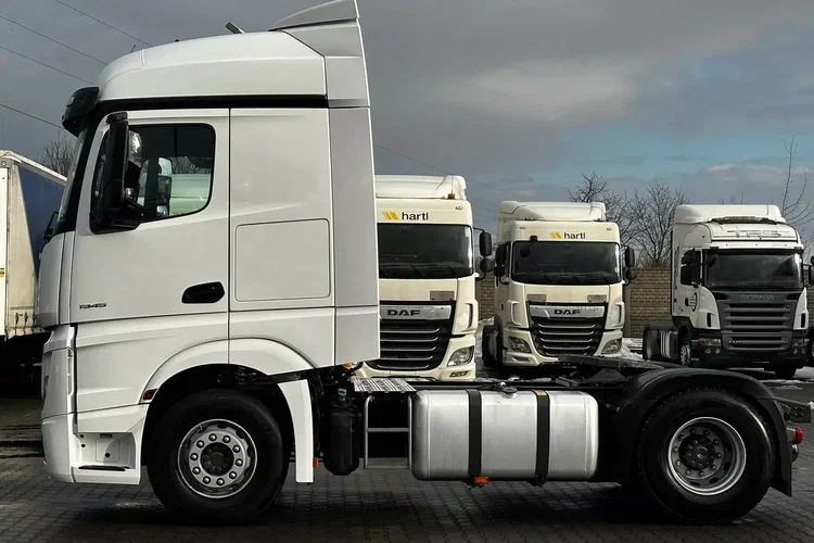 Mercedes ACTROS / 1845 / STANDARD / AUTOMAT / EURO 6 D / SPROWADZONY zdjęcie 3