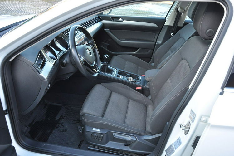 Volkswagen Passat 2.0TDI 150KM Manual Comfortline Podgrz.Szyba Ledy Salon PL 1wł Gwar. zdjęcie 9
