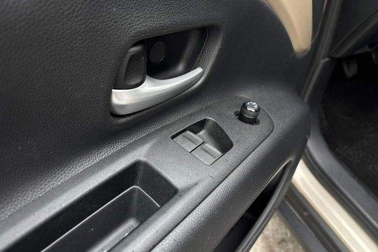 Toyota Aygo X 1.0 VVTi 72KM STYLE, salon Polska, gwarancja zdjęcie 24