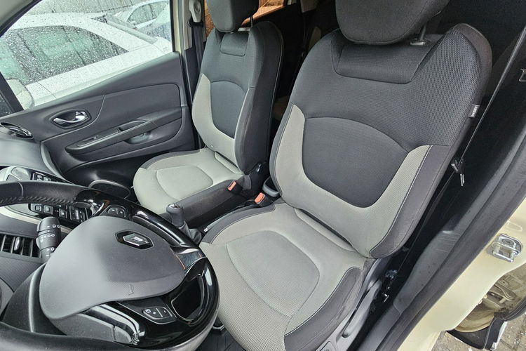 Renault Captur serwis , keyless go, grzane fotele, 2 kpol kół zdjęcie 12