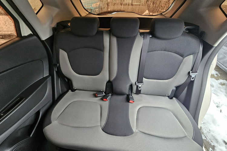 Renault Captur serwis , keyless go, grzane fotele, 2 kpol kół zdjęcie 15