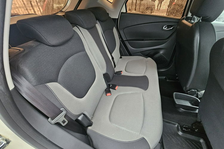 Renault Captur serwis , keyless go, grzane fotele, 2 kpol kół zdjęcie 29