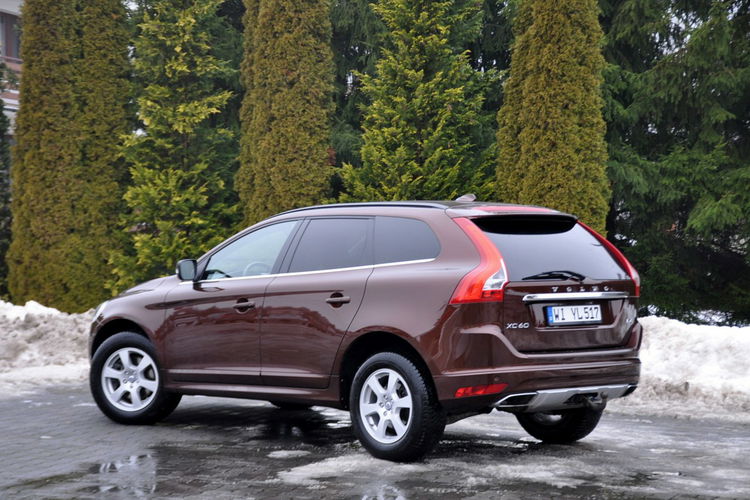 Volvo XC 60 2.0d(181KM) Lift Xenon Led Navi Panorama Skóry Vitrual I Wł Alu17"ASO zdjęcie 13