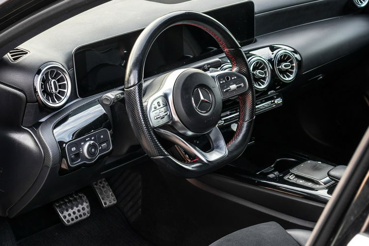 Mercedes A 180 1.3_Benzyna_136KM_ 76tyś. km zdjęcie 12