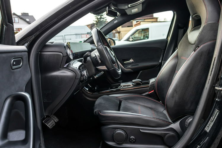 Mercedes A 180 1.3_Benzyna_136KM_ 76tyś. km zdjęcie 30