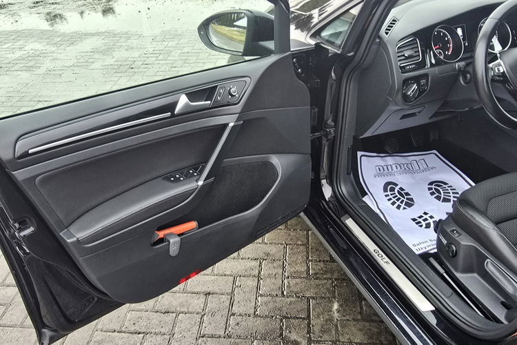 Volkswagen Golf 1.4 Turbo Navi. zdjęcie 13