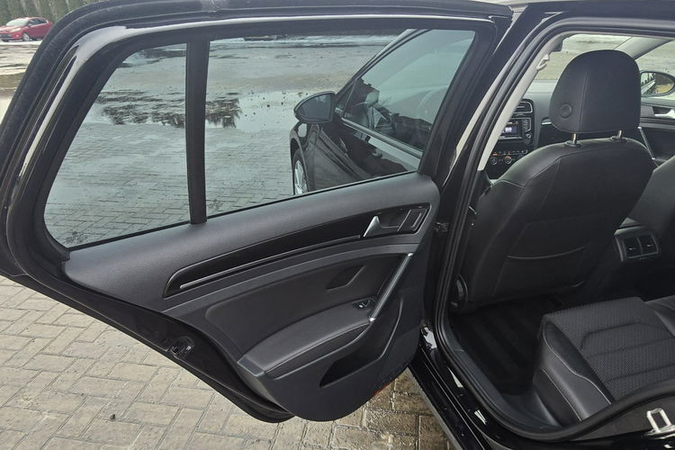 Volkswagen Golf 1.4 Turbo Navi. zdjęcie 17