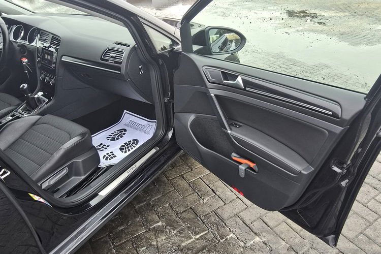 Volkswagen Golf 1.4 Turbo Navi. zdjęcie 25