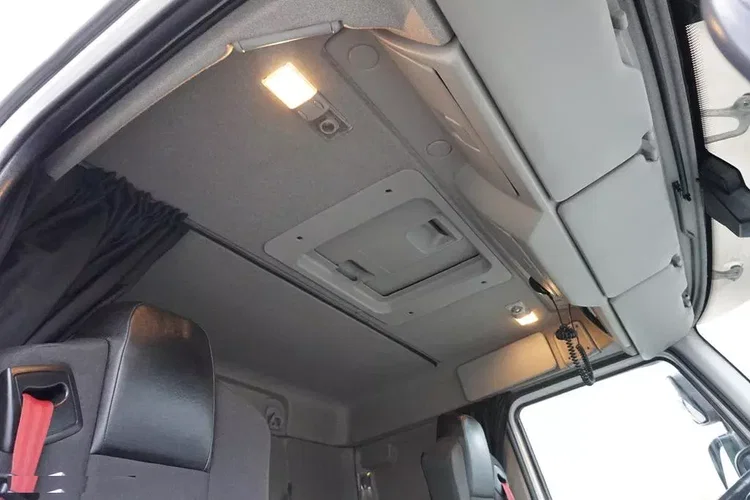 Renault D 280 / ACC / E 6 / BURTOWY + WINDA / ŁAD. 9953 KG / PEŁNY ADR zdjęcie 17