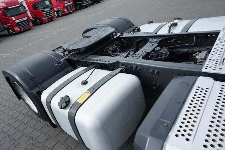 Mercedes ACTROS / 1851 / EURO 6 / ACC / MEGA / LOW DECK / BIG SPACE zdjęcie 40