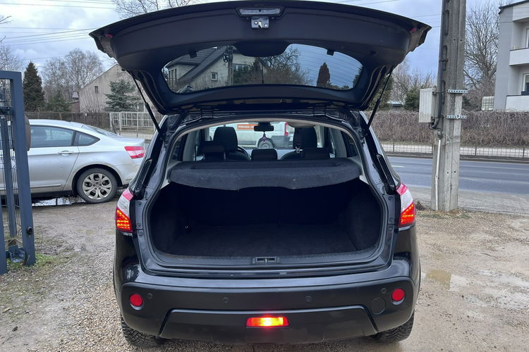 Nissan Qashqai 2.0 LIFT 4x4 Climatronic Kamera360 Alu 6biegów Panorama Stan BDB BEzwy zdjęcie 28