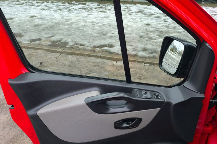 Trafic Renault Trafic 1.6 Diesel 3 fotele klima zdjęcie 22