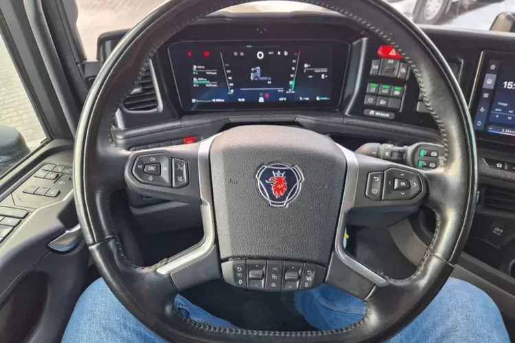 Scania R460A4x2NA WYDMUCH zdjęcie 9
