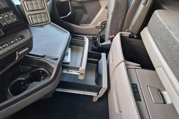 Scania R460A4x2NA WYDMUCH zdjęcie 13