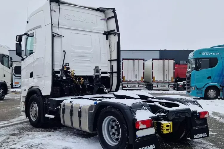 Scania S500A4x2NA zdjęcie 4