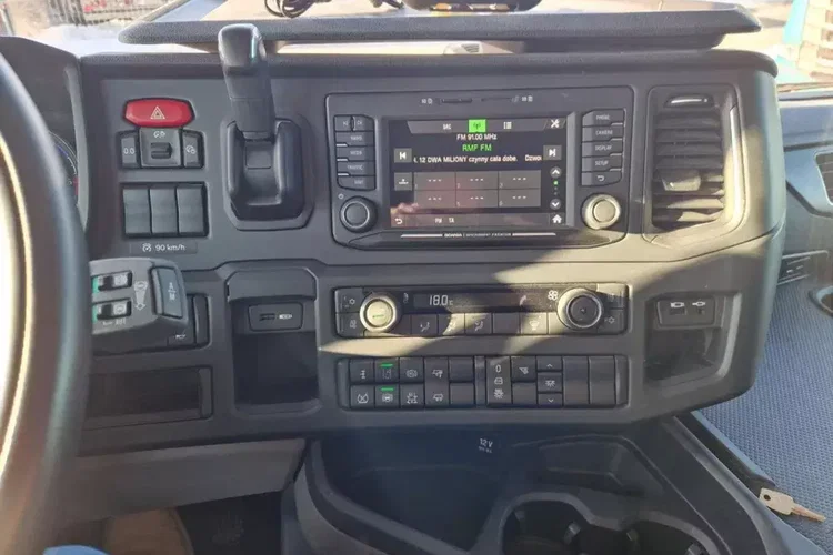 Scania R500A4x2NB Hydraulika zdjęcie 19