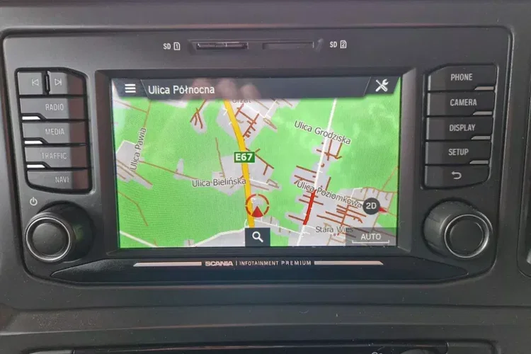 Scania P410A4X2NB Przód Na Poduszce zdjęcie 15