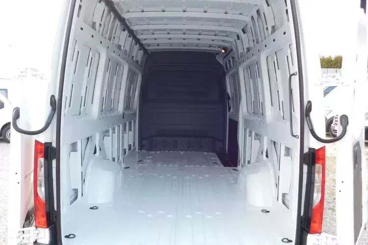 Mercedes Sprinter zdjęcie 3
