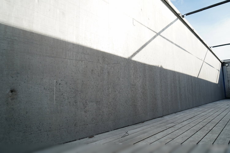 KNAPEN / RUCHOMA PODŁOGA / WALKING FLOOR / 91 m3 / 2021 ROK / OŚ PODNOSZONA / OSIE SAF / ALUFELGI / zdjęcie 17