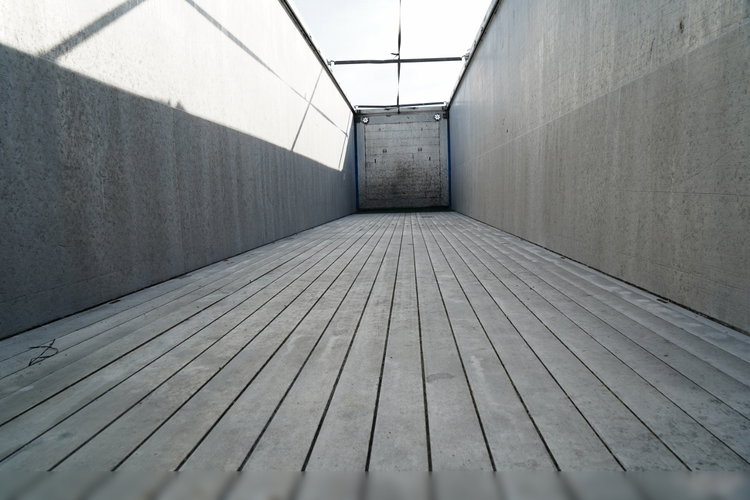 KNAPEN / RUCHOMA PODŁOGA / WALKING FLOOR / 91 m3 / 2021 ROK / OŚ PODNOSZONA / OSIE SAF / ALUFELGI / zdjęcie 19