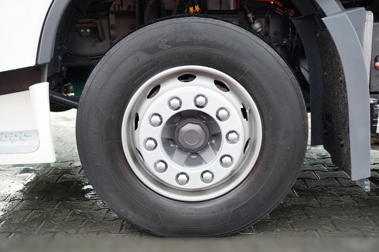 Volvo FH 460 / ZESTAW TANDEM / 120 M3 / PRZEJAZDOWY / BURTOWY / KLIMA POSTOJOWA /  MOCNA PODŁOGA / WINDA /  OŚ PODNOSZONA / SKRĘTNA  6x2 zdjęcie 38