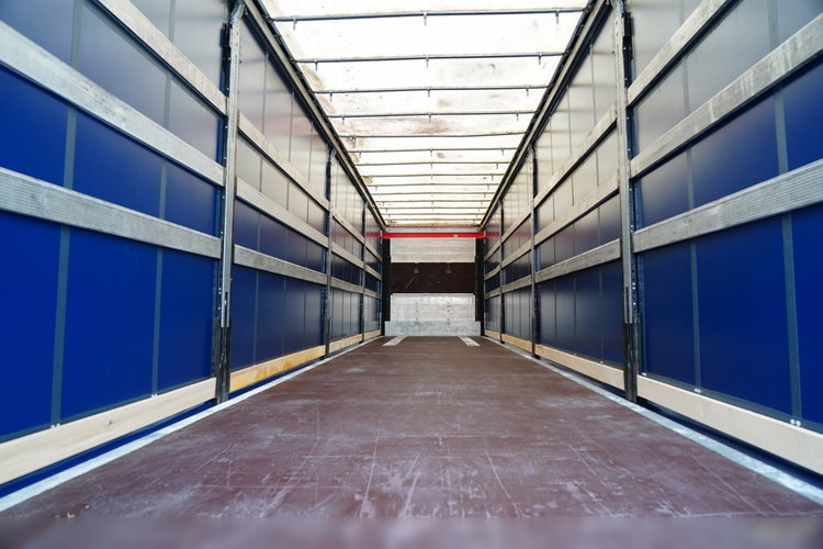 Schmitz -CARGOBULL / FIRANKA / STANDARD / zdjęcie 15