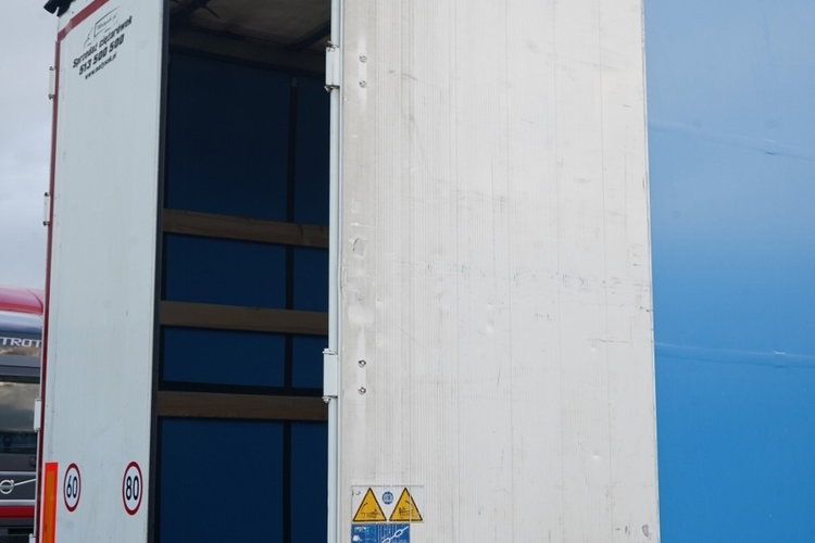 Schmitz FIRANKA / STANDARD / 2 OSIE  PODNOSZONE /  zdjęcie 14