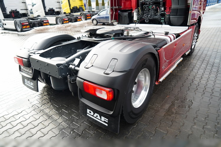 DAF XF 530 / HYDRAULIKA / KLIMA POSTOJOWA / SUPER SPACE CAB / CAŁA NA PODUSZKACH / TV / ALUFELGI zdjęcie 15