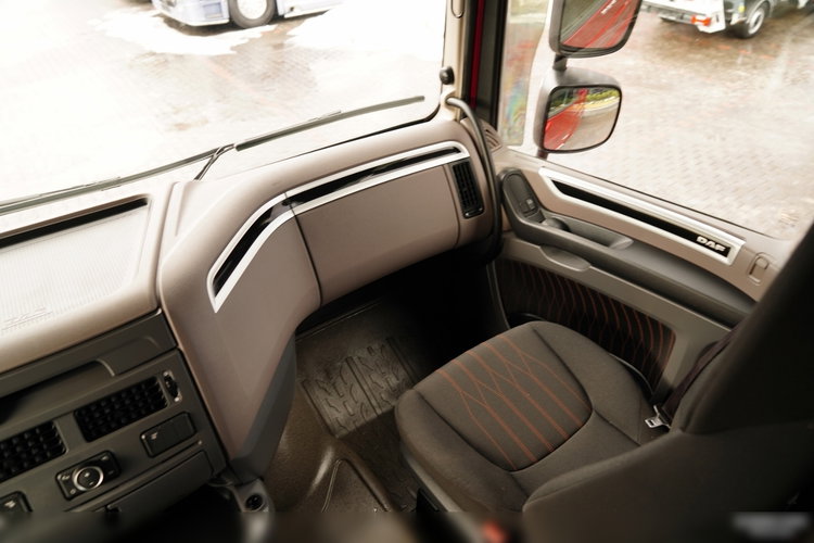 DAF XF 530 / HYDRAULIKA / KLIMA POSTOJOWA / SUPER SPACE CAB / CAŁA NA PODUSZKACH / TV / ALUFELGI zdjęcie 34