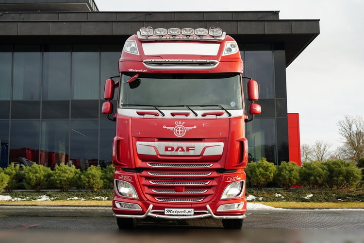 DAF XF 530 / HYDRAULIKA / KLIMA POSTOJOWA / SUPER SPACE CAB / CAŁA NA PODUSZKACH / TV / ALUFELGI zdjęcie 3