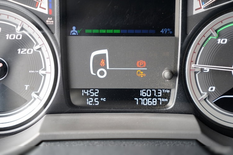 DAF XF 530 / HYDRAULIKA / KLIMA POSTOJOWA / SUPER SPACE CAB / CAŁA NA PODUSZKACH / TV / ALUFELGI zdjęcie 42