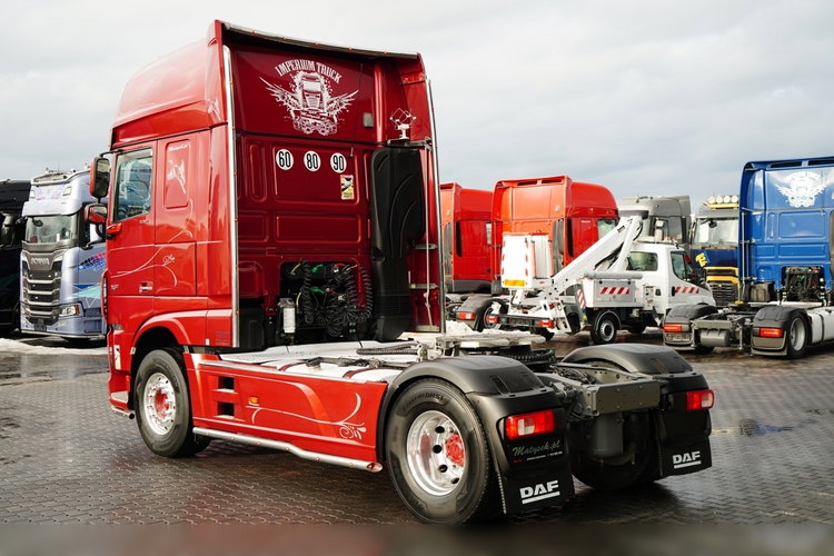DAF XF 530 / HYDRAULIKA / KLIMA POSTOJOWA / SUPER SPACE CAB / CAŁA NA PODUSZKACH / TV / ALUFELGI zdjęcie 7