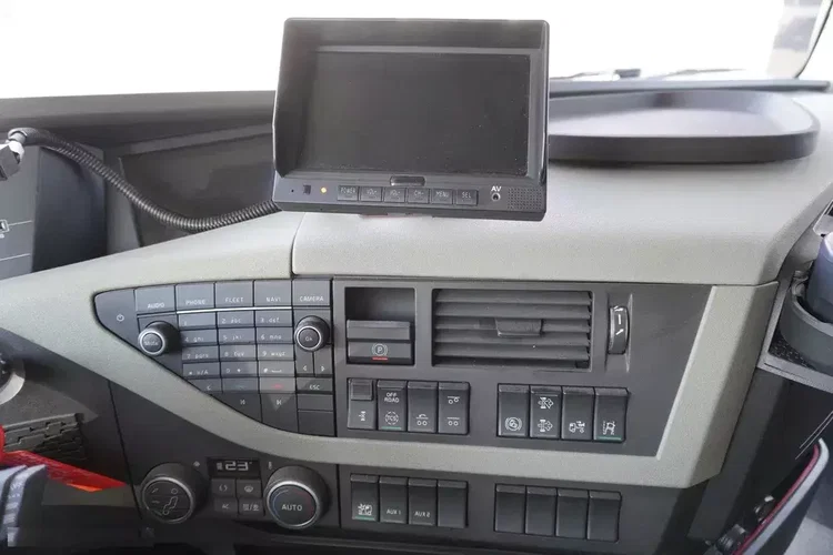 Volvo FH 500 6x2 E6 / Chłodnia Schmitz 19 EPAL / Thermoking T-1000R zdjęcie 23