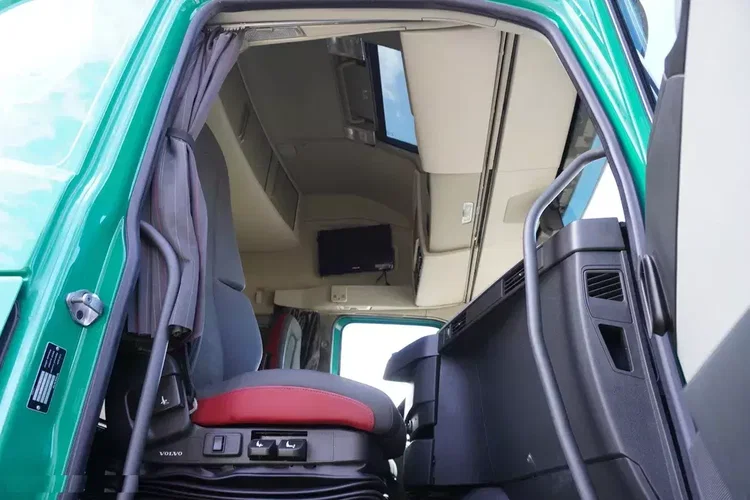 Volvo FH 500 6x2 E6 / Chłodnia Schmitz 19 EPAL / Thermoking T-1000R zdjęcie 29