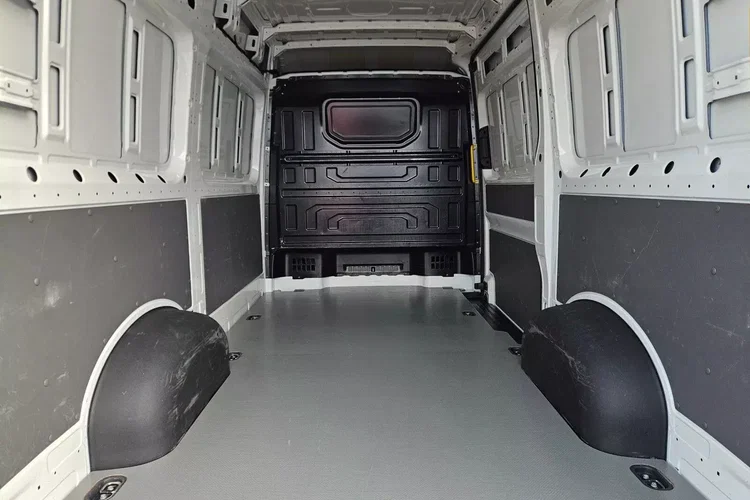 Volkswagen Crafter L3H2 79999zł NETTO 2.0TDi/140KM zdjęcie 16