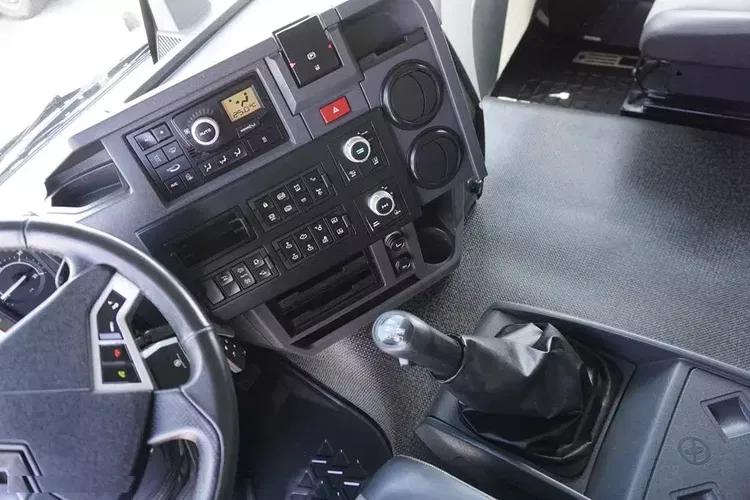 Renault C 520 / EURO 6 / ACC / 6 X 4 / RETARDER / DMC 100 000 KG zdjęcie 9