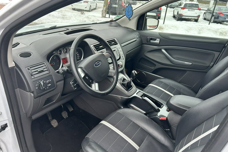Ford Kuga zdjęcie 9