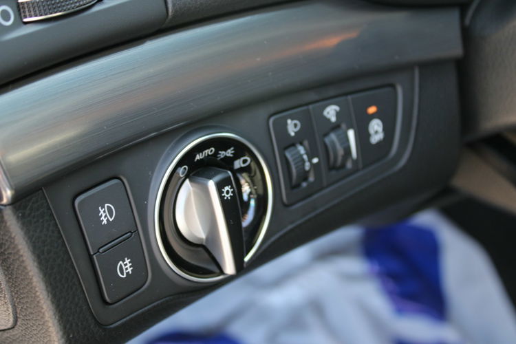 Hyundai i40 F-VAT Gwarancja netto 34 878 PLN Comfort Grzane fotele Kamera zdjęcie 19