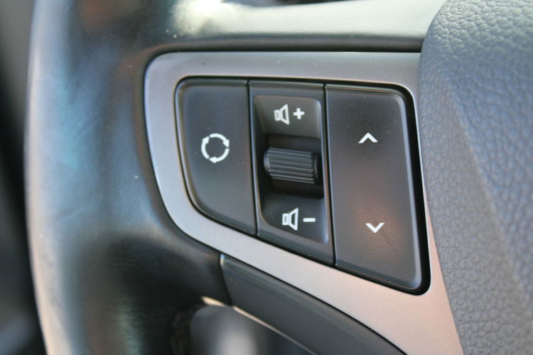 Hyundai i40 F-VAT Gwarancja netto 34 878 PLN Comfort Grzane fotele Kamera zdjęcie 20