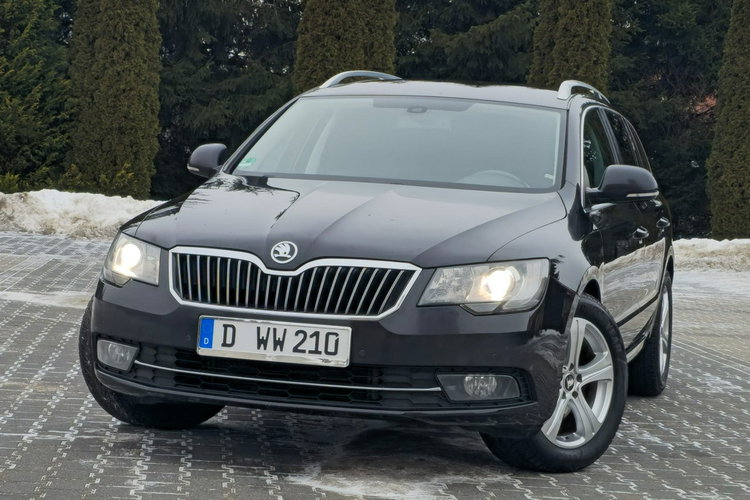 Superb Skoda Superb 2.0 TDI DSG Comfort zdjęcie 1