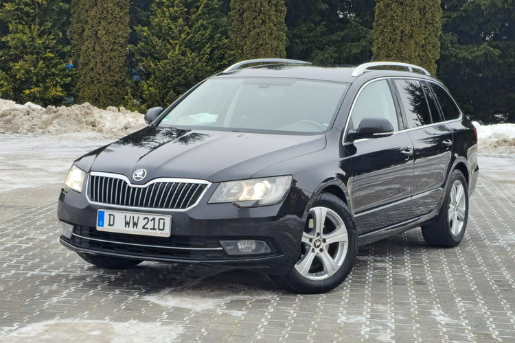 Superb Skoda Superb 2.0 TDI DSG Comfort zdjęcie 2
