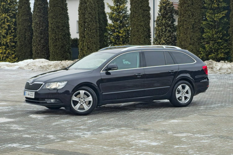 Superb Skoda Superb 2.0 TDI DSG Comfort zdjęcie 4
