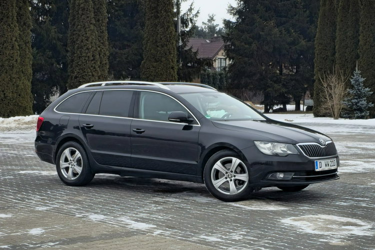 Superb Skoda Superb 2.0 TDI DSG Comfort zdjęcie 8