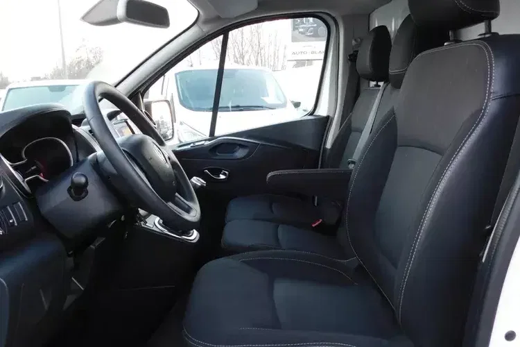 Renault Trafic zdjęcie 8