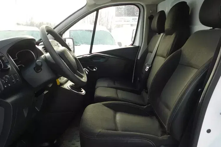 Renault Trafic zdjęcie 9