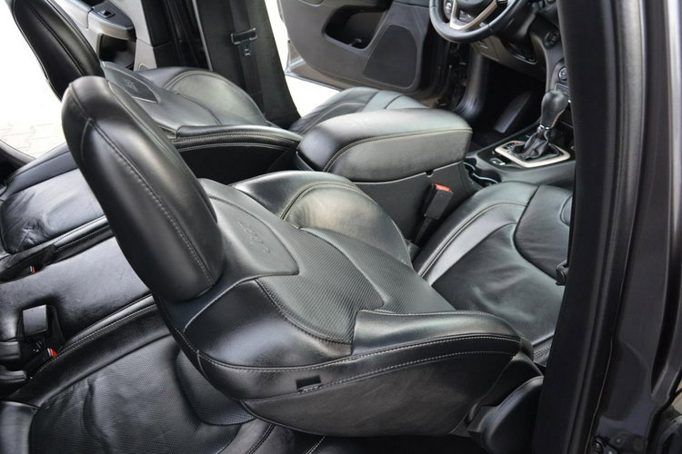 Jeep Cherokee Skóry Navi Wentylacja Kamera Asystent Pasa Xenon Ledy Radar zdjęcie 18
