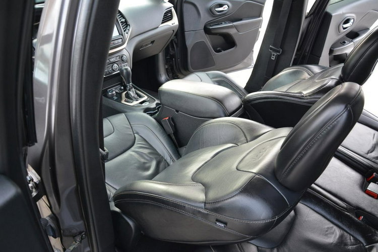 Jeep Cherokee Skóry Navi Wentylacja Kamera Asystent Pasa Xenon Ledy Radar zdjęcie 22
