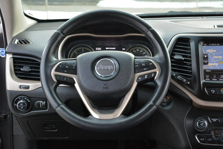 Jeep Cherokee Skóry Navi Wentylacja Kamera Asystent Pasa Xenon Ledy Radar zdjęcie 24